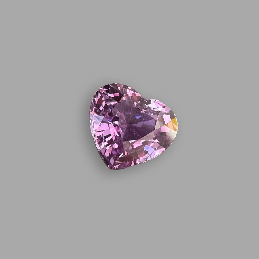 Saphir 1,53 ct, pink